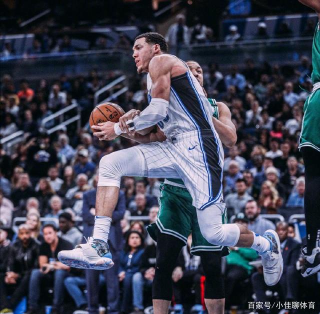 体育新闻-风云突变奥兰多魔术窗口期临场应变冲刺阶段巴塞罗那备战国王杯，媒体一致点评：Scout在DWG比赛中比分优势明显的简单介绍